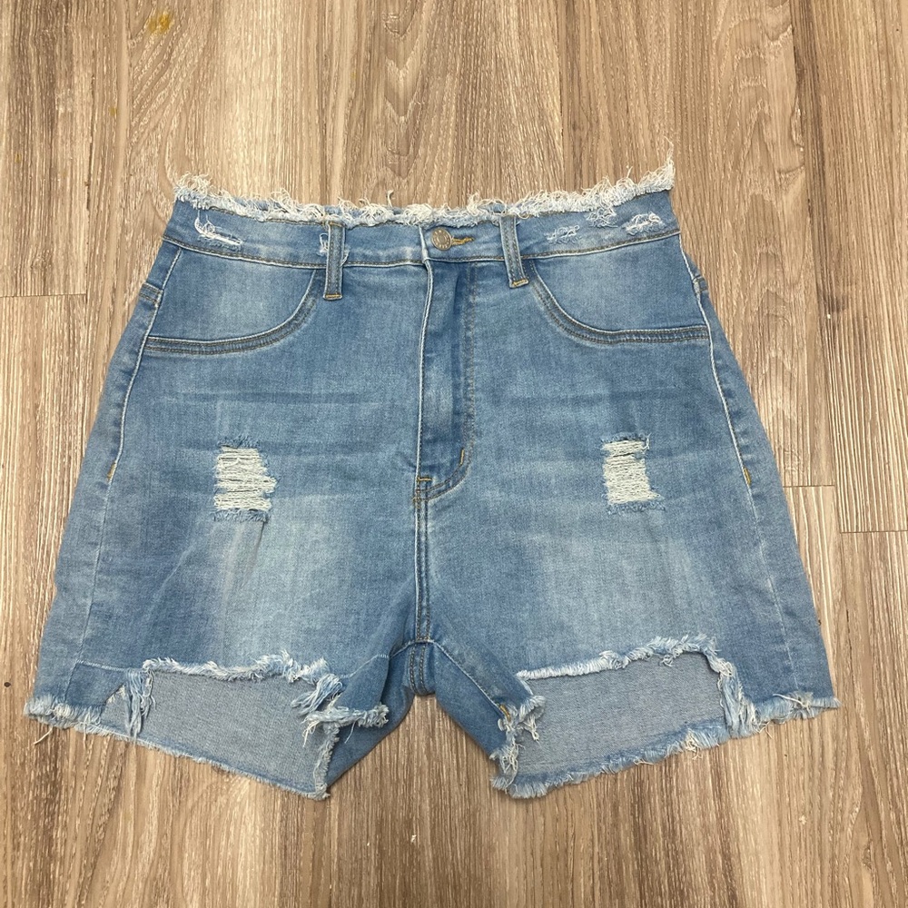 Women’s Akira Jean Shorts Raw Edge Frayed/High Low/ Size Larg /Spandex Stretch